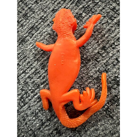 Set Of 7 Colorful Rubber Lizards & Turtles - Picture 2 of 3